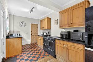 Photo 16- click for photo gallery